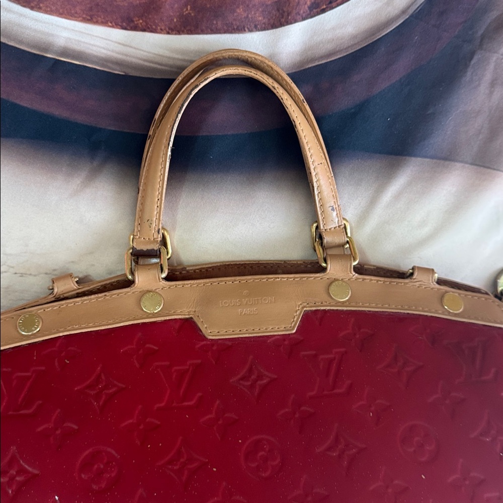 Louis Vuitton Red vernis and Tan Patent Leather Satchel - Picture 11 of 17